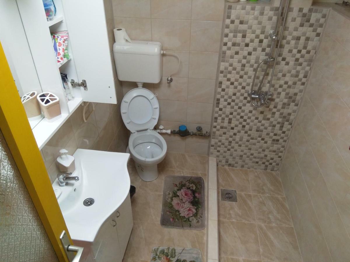 Apartman Dunja Vranje Exteriör bild