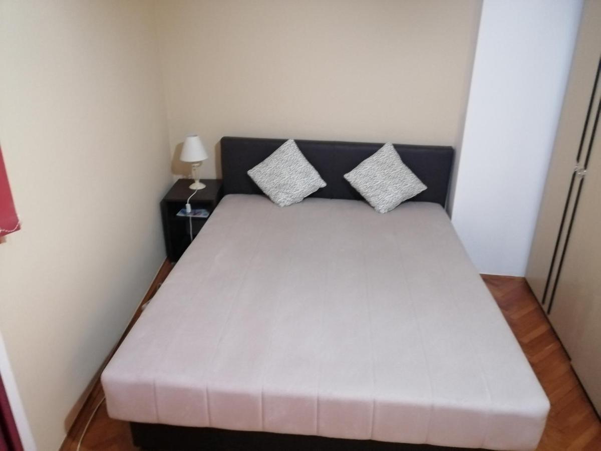 Apartman Dunja Vranje Exteriör bild