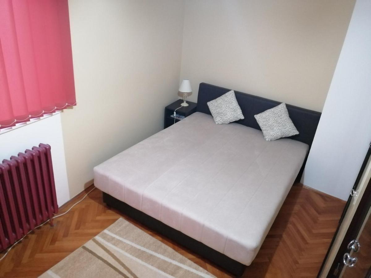 Apartman Dunja Vranje Exteriör bild
